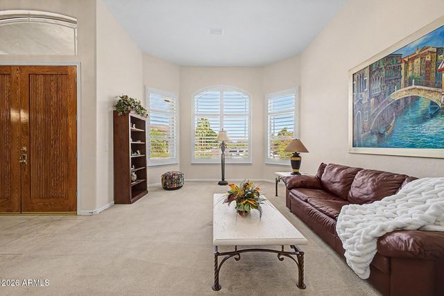 1050 N KRISTIN Lane, Chandler, AZ 85226