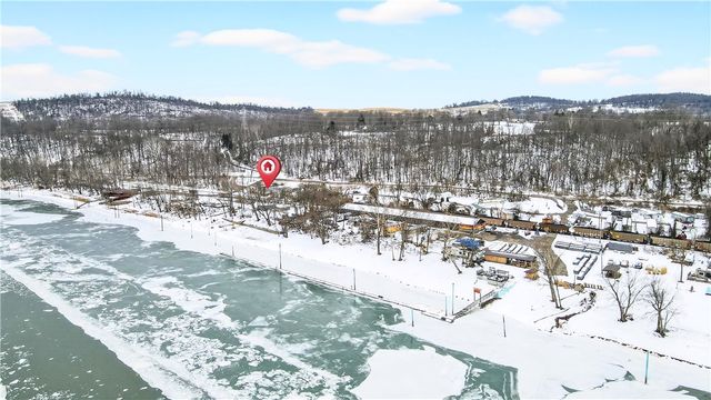 15 Surf Drive, Forward Twp, PA 15020