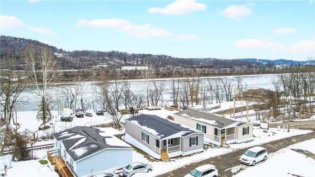 15 Surf Drive, Forward Twp, PA 15020