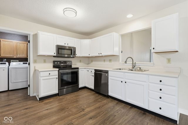 7141 Bracken Lane, Indianapolis, IN 46239