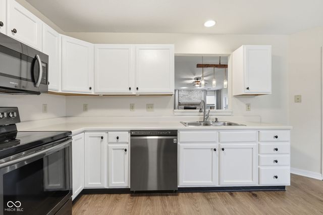 7141 Bracken Lane, Indianapolis, IN 46239