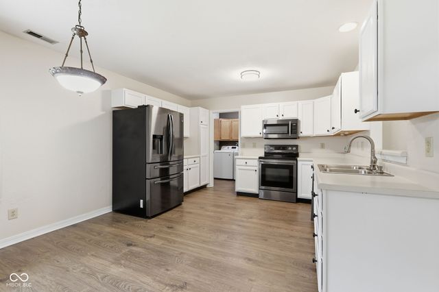 7141 Bracken Lane, Indianapolis, IN 46239