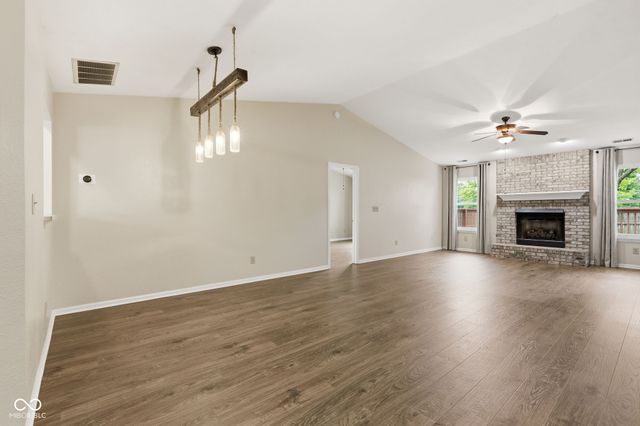 7141 Bracken Lane, Indianapolis, IN 46239