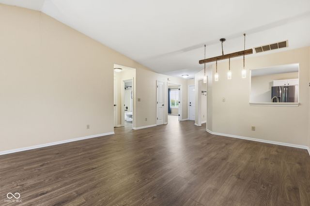 7141 Bracken Lane, Indianapolis, IN 46239