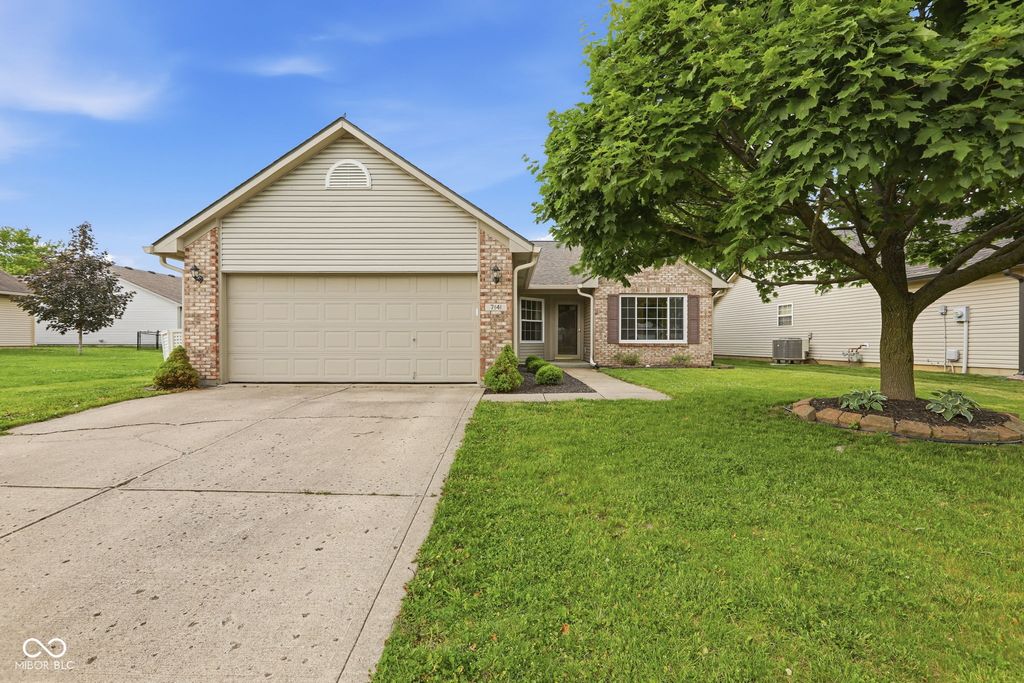 7141 Bracken Lane, Indianapolis, IN 46239