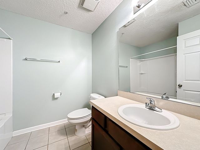 240 Golden Lake Loop, St Augustine, FL 32084