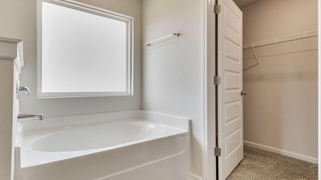 5749 Dearing Street, Crestview, FL 32539