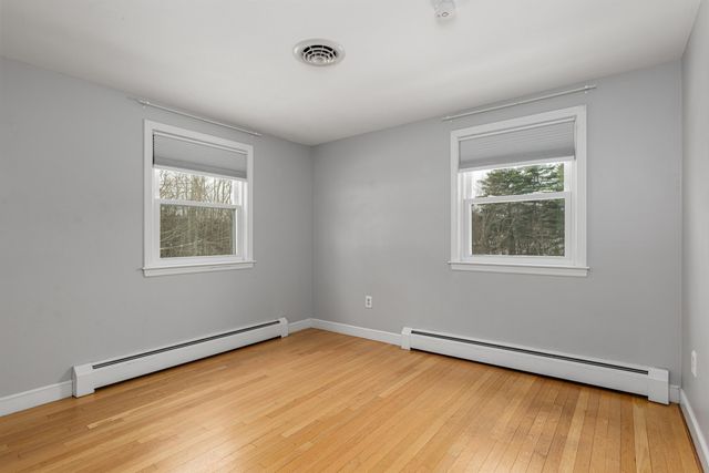 5 Maple Avenue, Atkinson, NH 03811