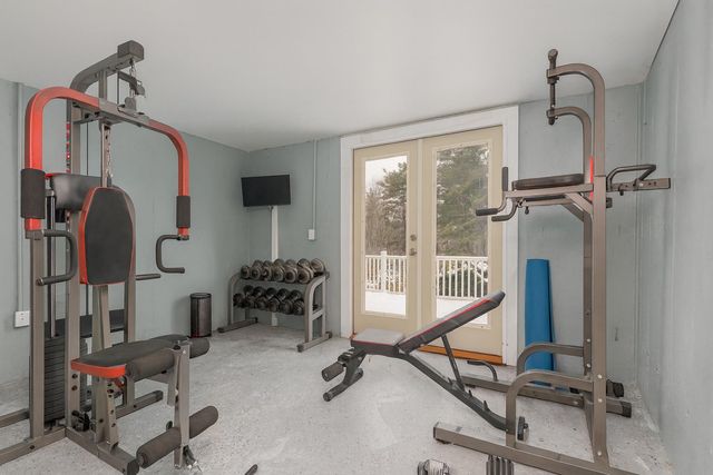 5 Maple Avenue, Atkinson, NH 03811