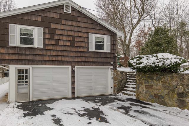 5 Maple Avenue, Atkinson, NH 03811