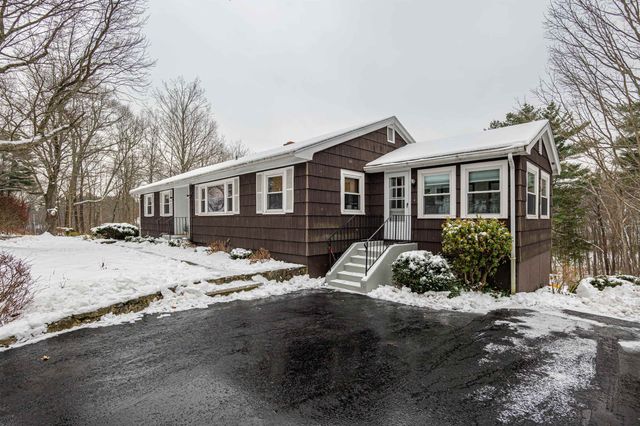 5 Maple Avenue, Atkinson, NH 03811