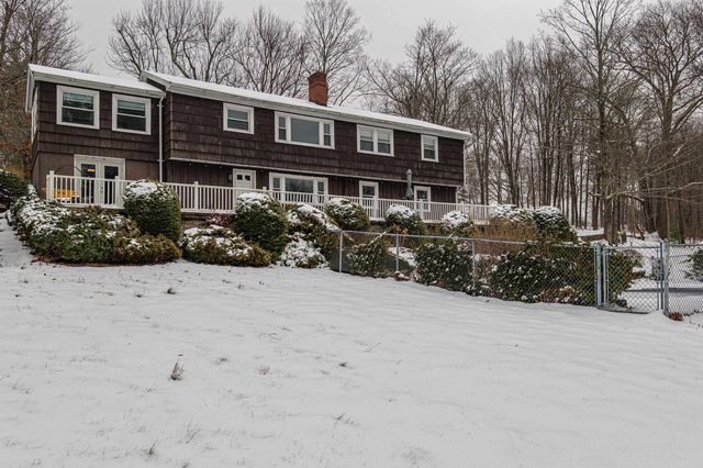 5 Maple Avenue, Atkinson, NH 03811