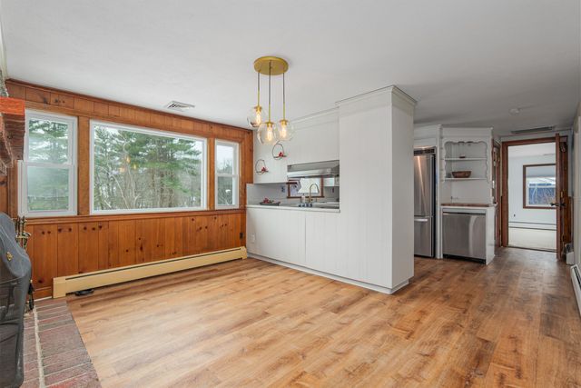 5 Maple Avenue, Atkinson, NH 03811