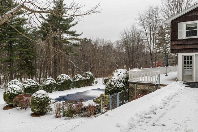 5 Maple Avenue, Atkinson, NH 03811