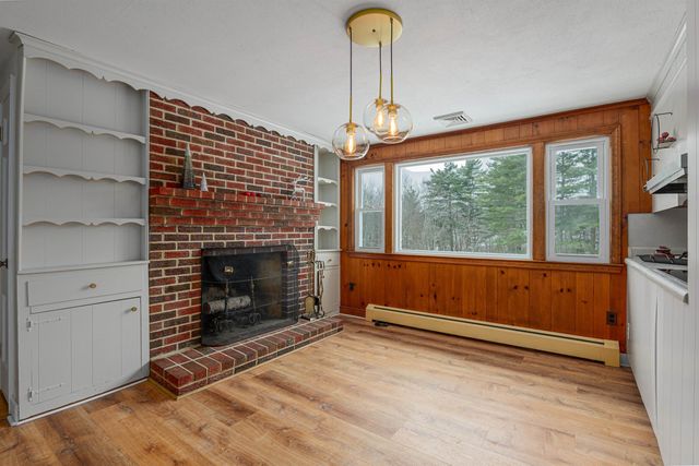 5 Maple Avenue, Atkinson, NH 03811