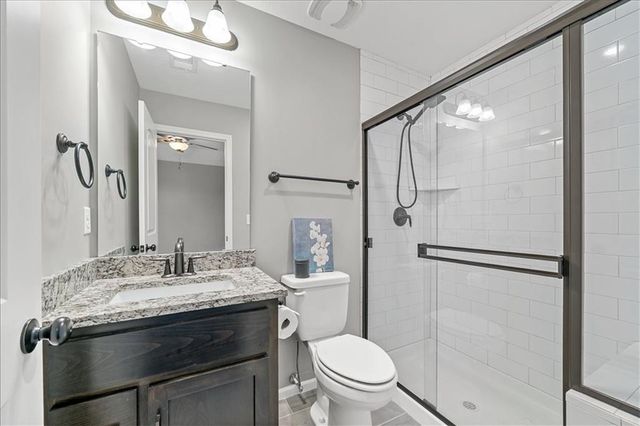 19004 Skyview Lane, Spring Hill, KS 66083