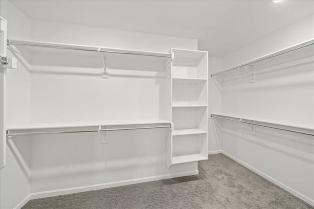 19004 Skyview Lane, Spring Hill, KS 66083