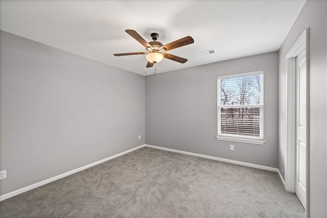 19004 Skyview Lane, Spring Hill, KS 66083