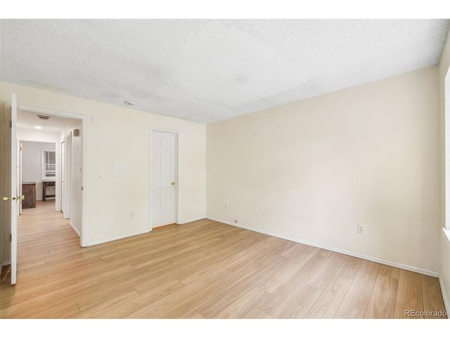 400 Emery St 103, Longmont, CO 80501