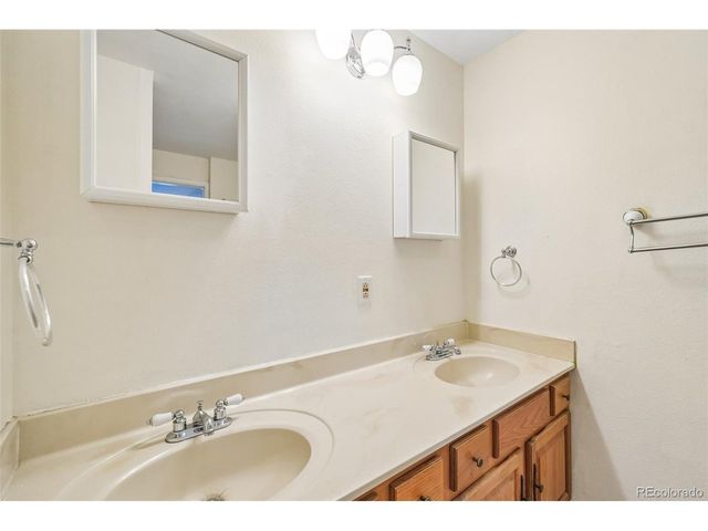 400 Emery St 103, Longmont, CO 80501