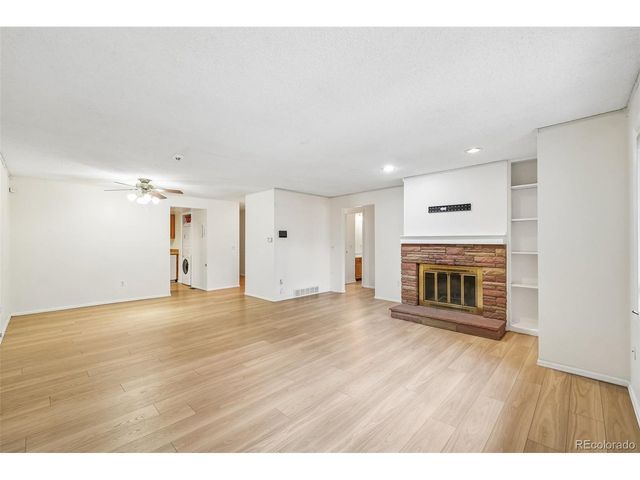 400 Emery St 103, Longmont, CO 80501