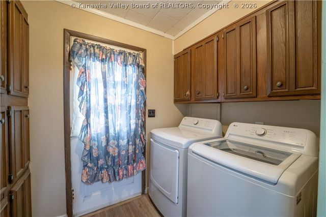 813 7th Street, Charleston, WV 25302