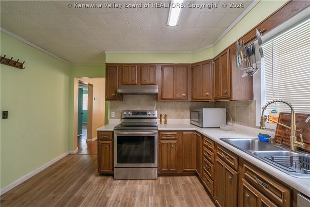 813 7th Street, Charleston, WV 25302