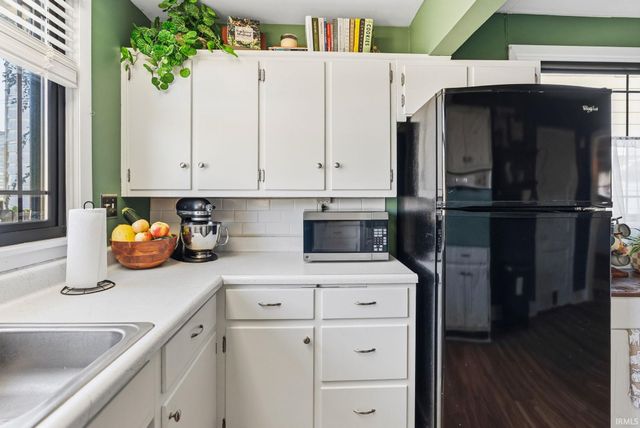 2018 Bayer Avenue, Fort Wayne, IN 46805