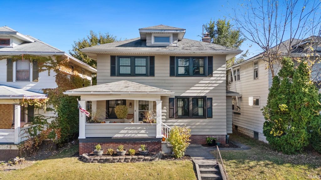 2018 Bayer Avenue, Fort Wayne, IN 46805