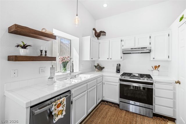 185 Horizon View Drive, Henderson, NV 89015