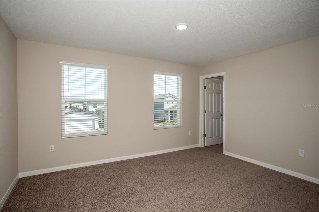 Image 25 of property listing at 2167 LAWSON WAY, Zephyrhills, FL 33541