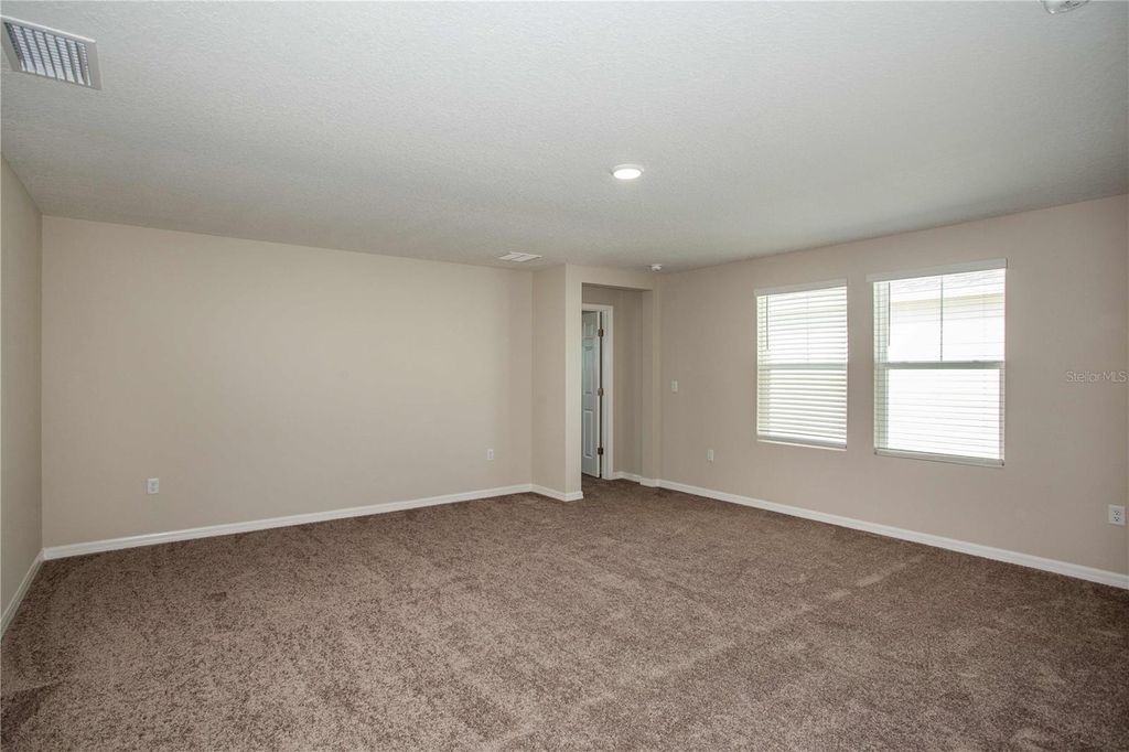 Image 26 of property listing at 2167 LAWSON WAY, Zephyrhills, FL 33541