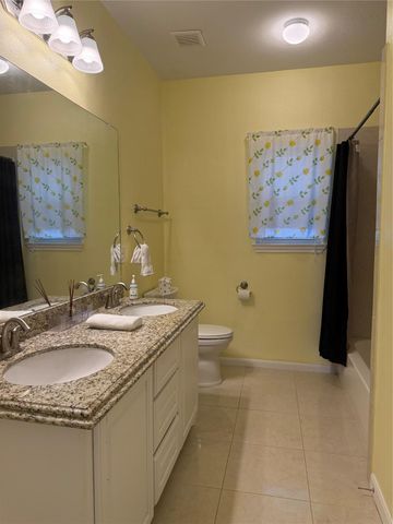 1111 Mabry Road, Gilchrist, TX 77617