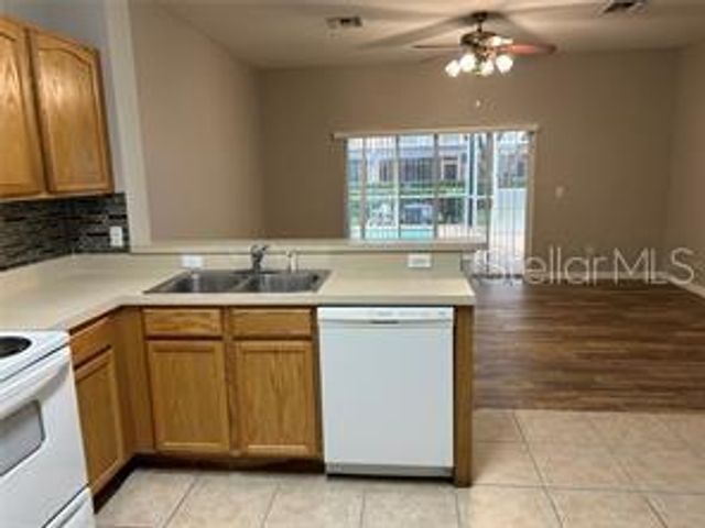 1705 RETREAT CIRCLE, Clermont, FL 34714