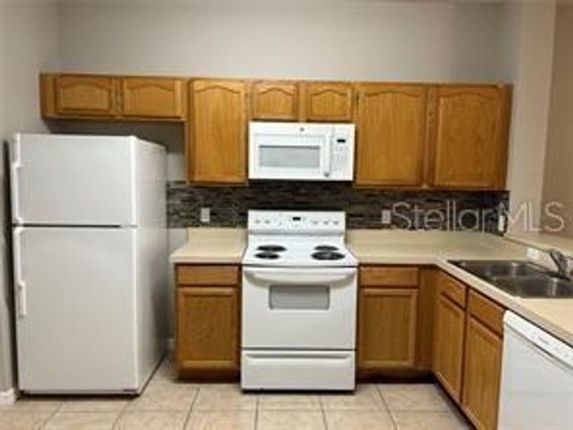 1705 RETREAT CIRCLE, Clermont, FL 34714