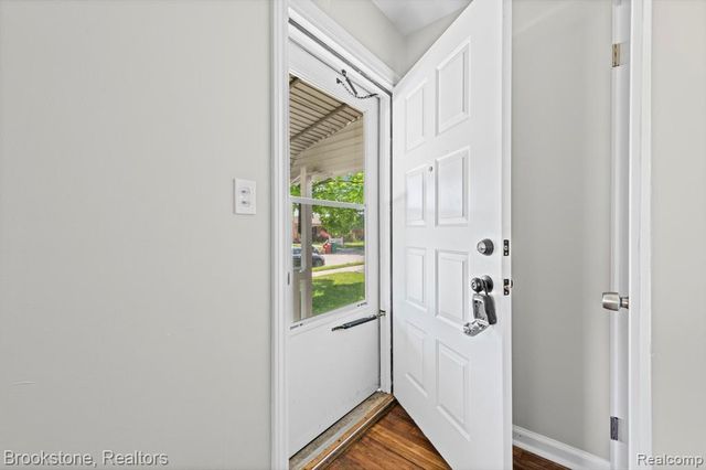 18099 Rosetta Avenue, Eastpointe, MI 48021