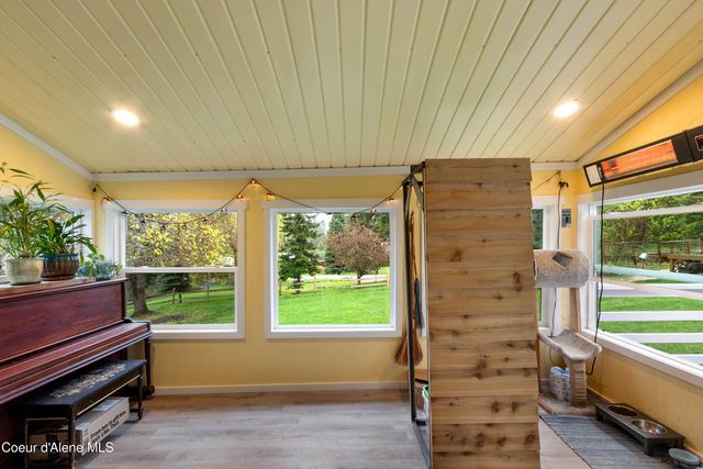 311 Lafayes WAY, Sagle, ID 83860