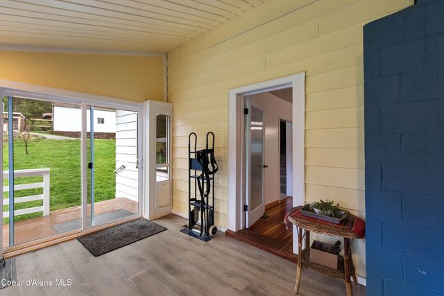311 Lafayes WAY, Sagle, ID 83860