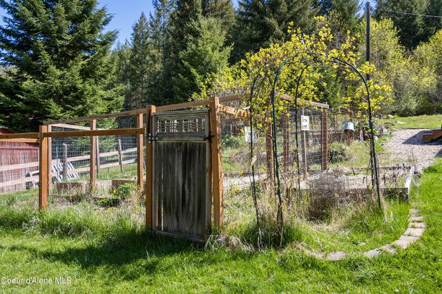 311 Lafayes WAY, Sagle, ID 83860