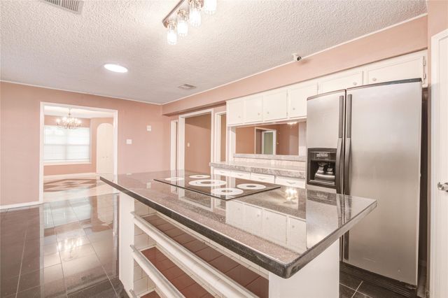 902 Ashford Parkway Parkway, Houston, TX 77077
