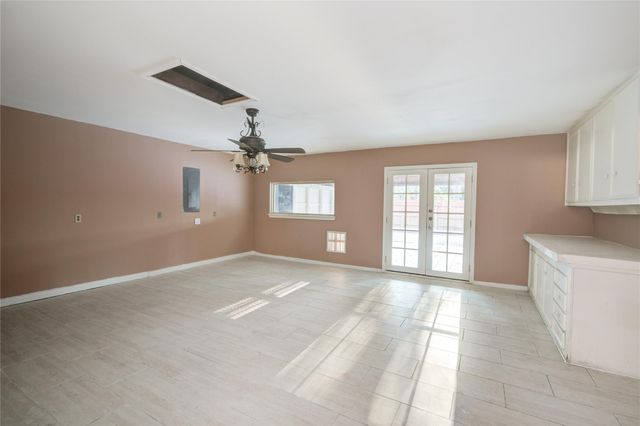 902 Ashford Parkway Parkway, Houston, TX 77077