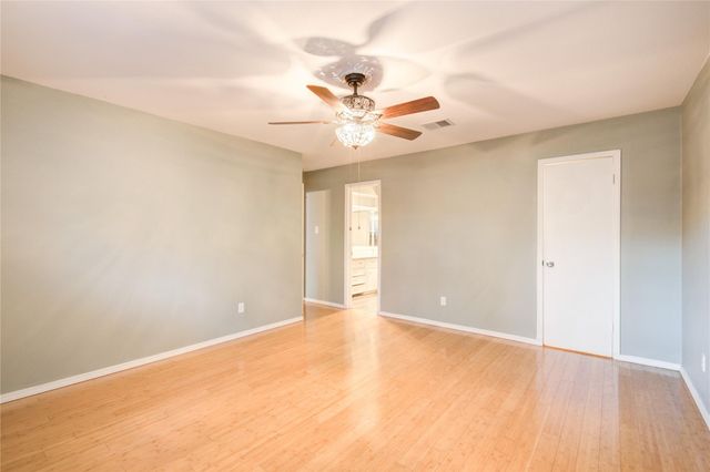 902 Ashford Parkway Parkway, Houston, TX 77077