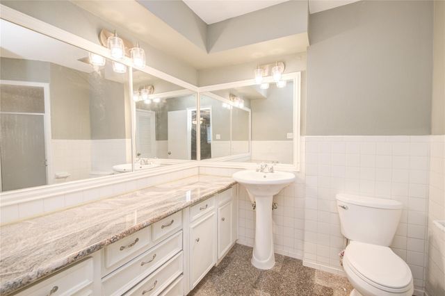 902 Ashford Parkway Parkway, Houston, TX 77077