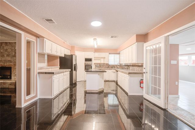 902 Ashford Parkway Parkway, Houston, TX 77077