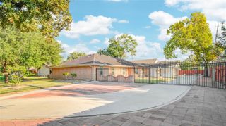 902 Ashford Parkway Parkway, Houston, TX 77077