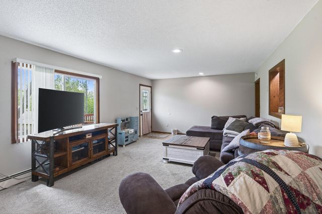 109 Lydia Road, Jordan, MN 55352