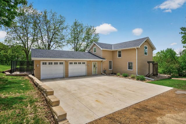 109 Lydia Road, Jordan, MN 55352
