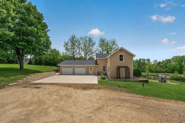 109 Lydia Road, Jordan, MN 55352