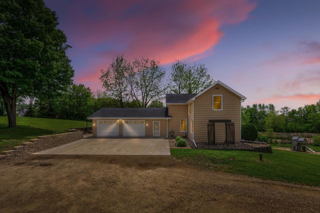 109 Lydia Road, Jordan, MN 55352
