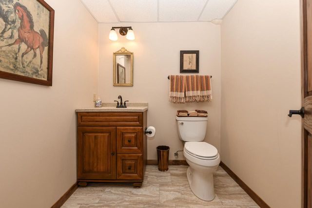 836 Hawks Hollow, Delafield, WI 53018